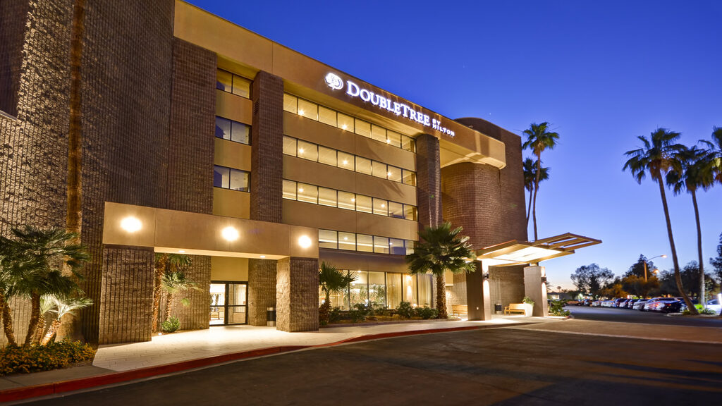 DoubleTree by Hilton Phoenix North – Phoenix, AZ